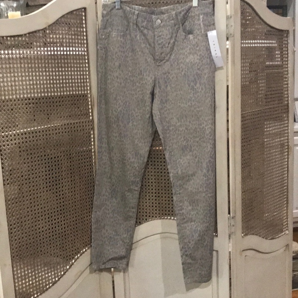 Tribal Leopard Print Stretchy Jeans